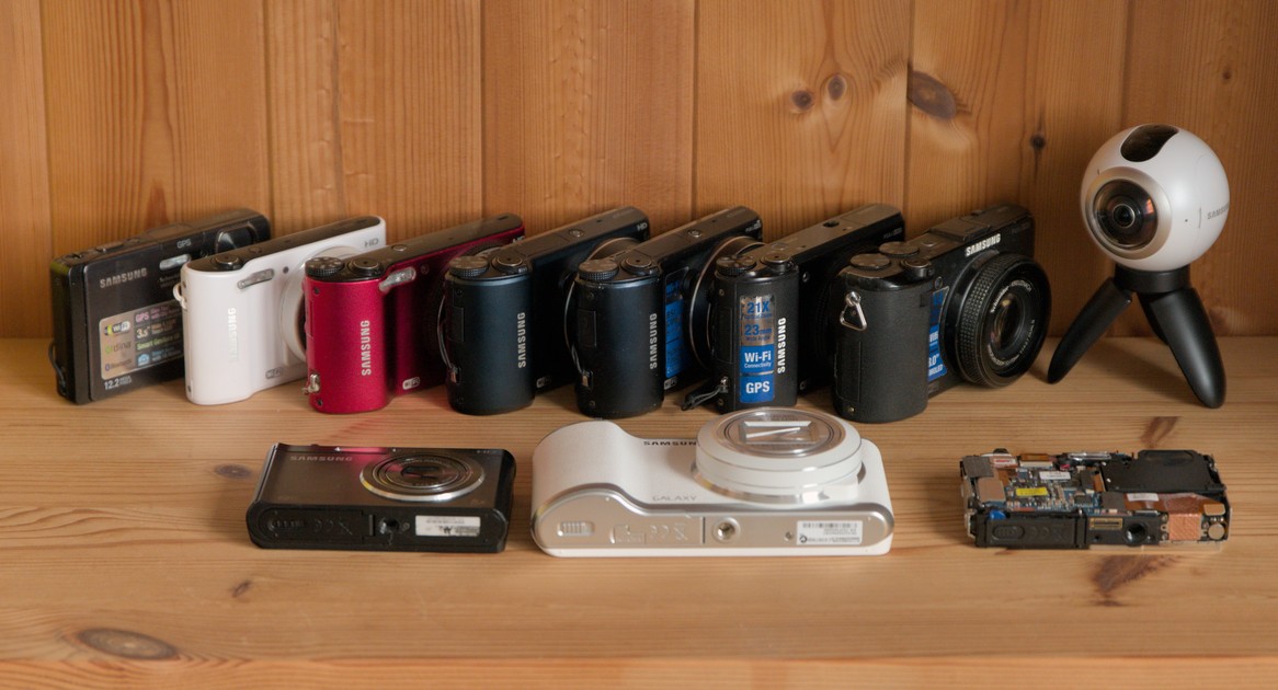 Samsung compact cameras on a shelf